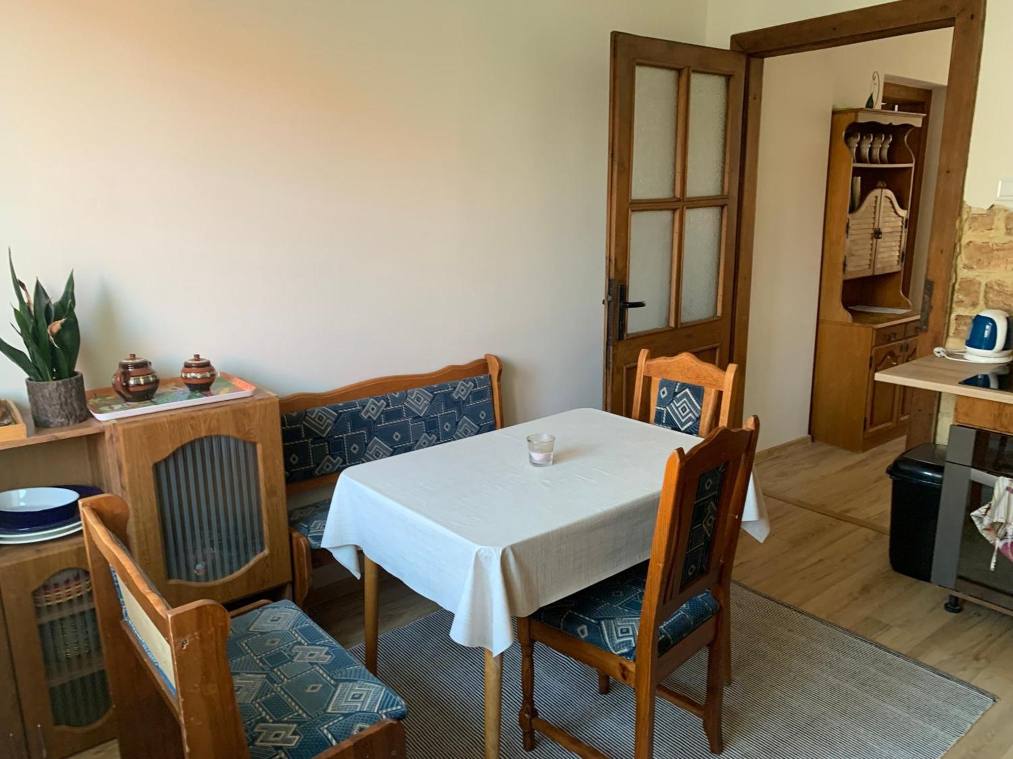 Mnichov Dvor Hotel Slovenska Lupca ภายนอก รูปภาพ